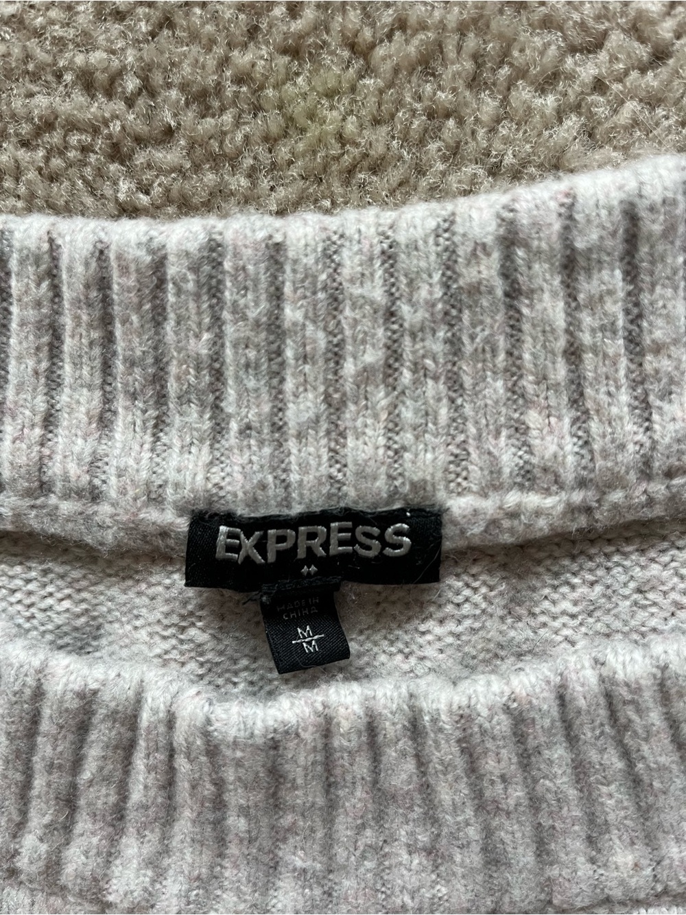 Express Sweater - Picture 2 of 3